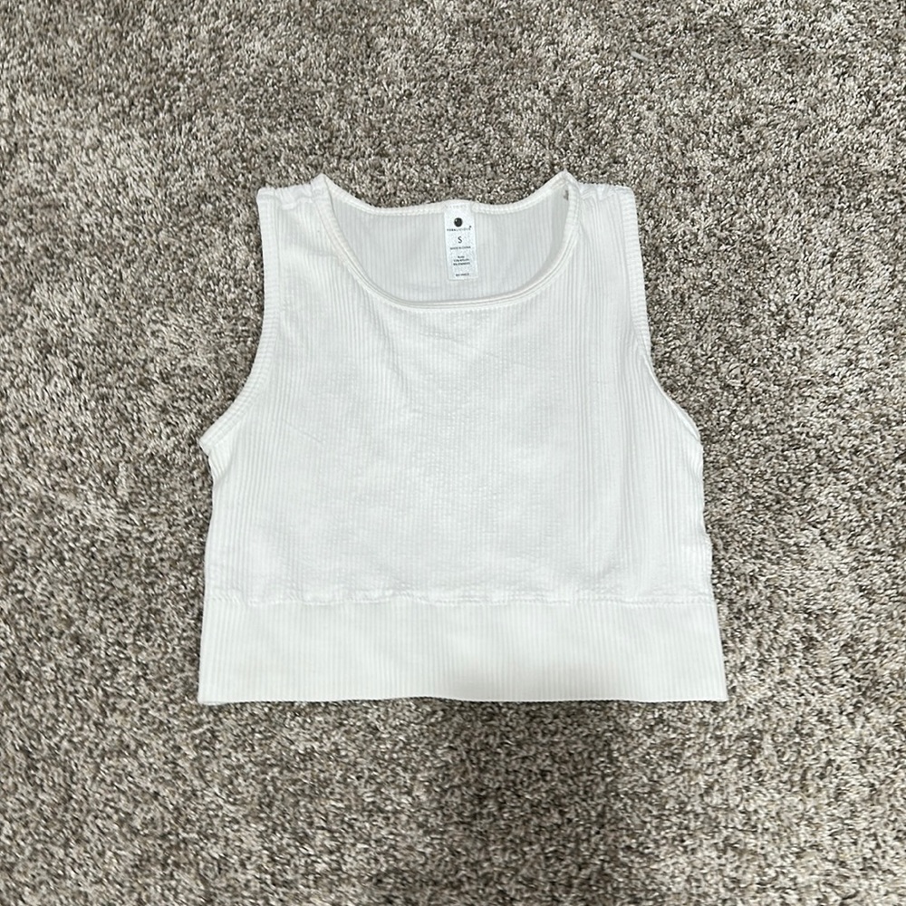 Yogalicious cropped tank